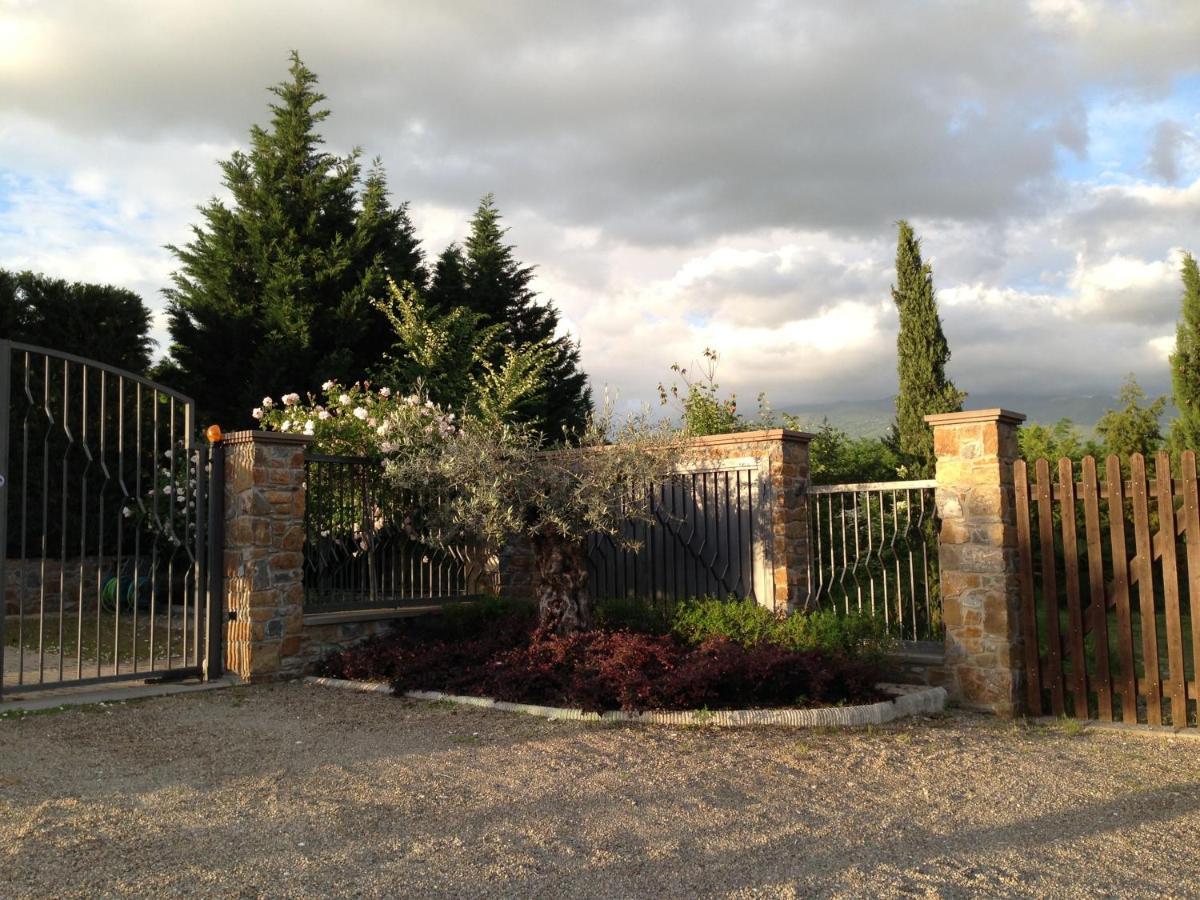 Rignano sullʼArno Appartamento In Villa Con Piscina - Mhateria Relais מראה חיצוני תמונה