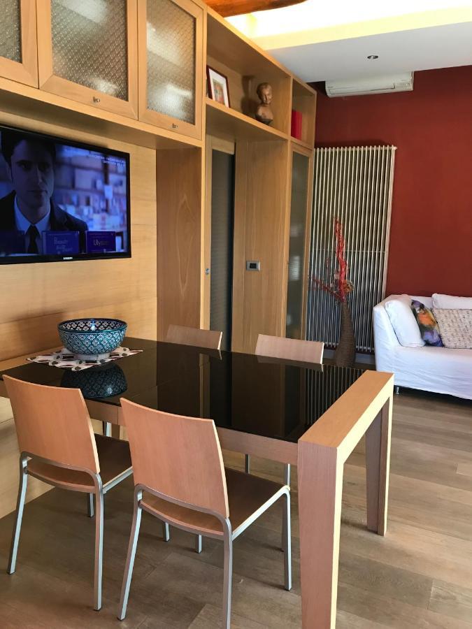 Rignano sullʼArno Appartamento In Villa Con Piscina - Mhateria Relais מראה חיצוני תמונה